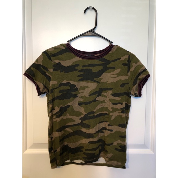 Never Worn F21 T-Shirt - Picture 1 of 1